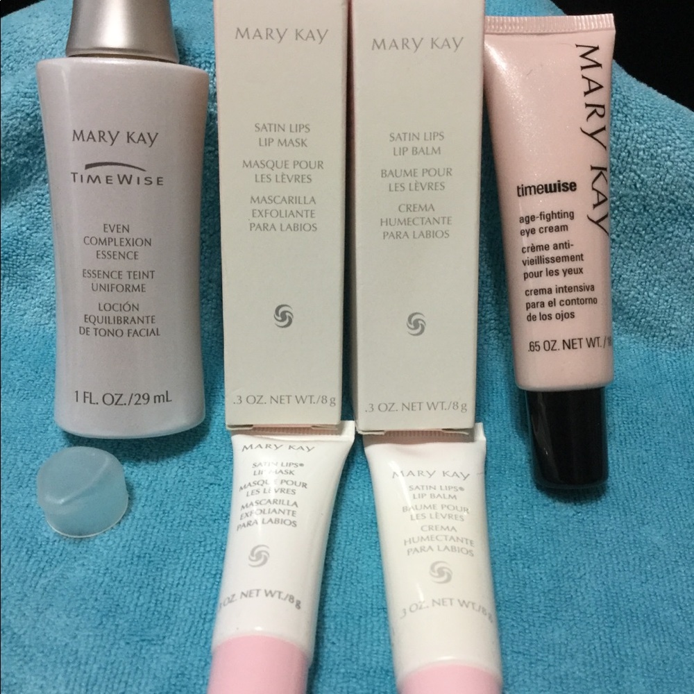 Mary Kay Lip, and Skin Bundle